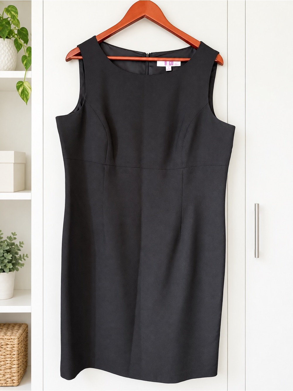 9 & Co. Suit Separates black sheath dress, size 16 (lime new, worn once)